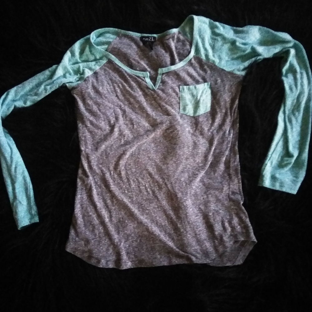 Rue 21 top